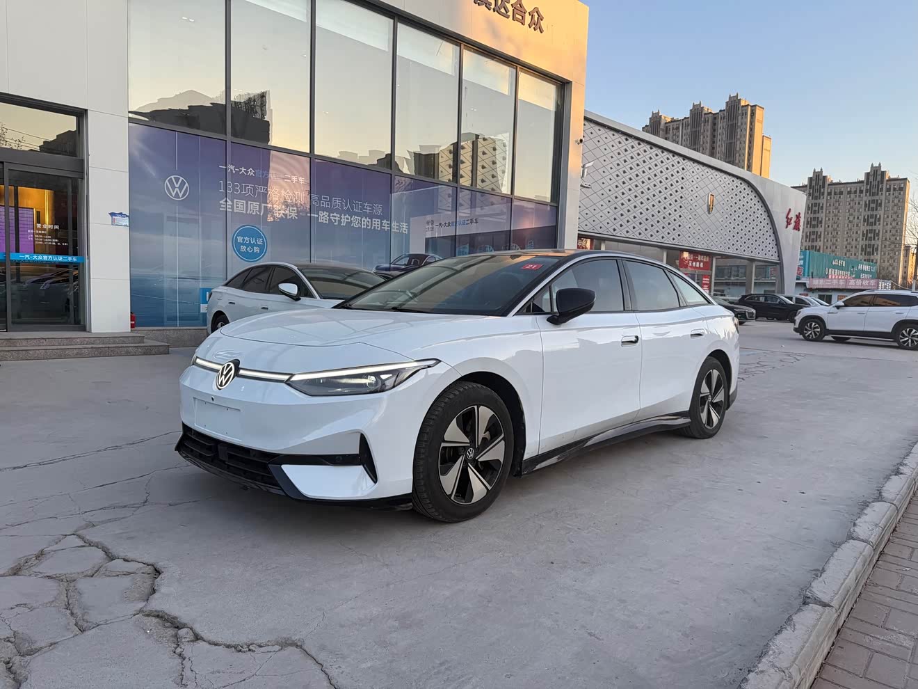 Volkswagen ID.7 Vizzion 2024 immagine di auto 