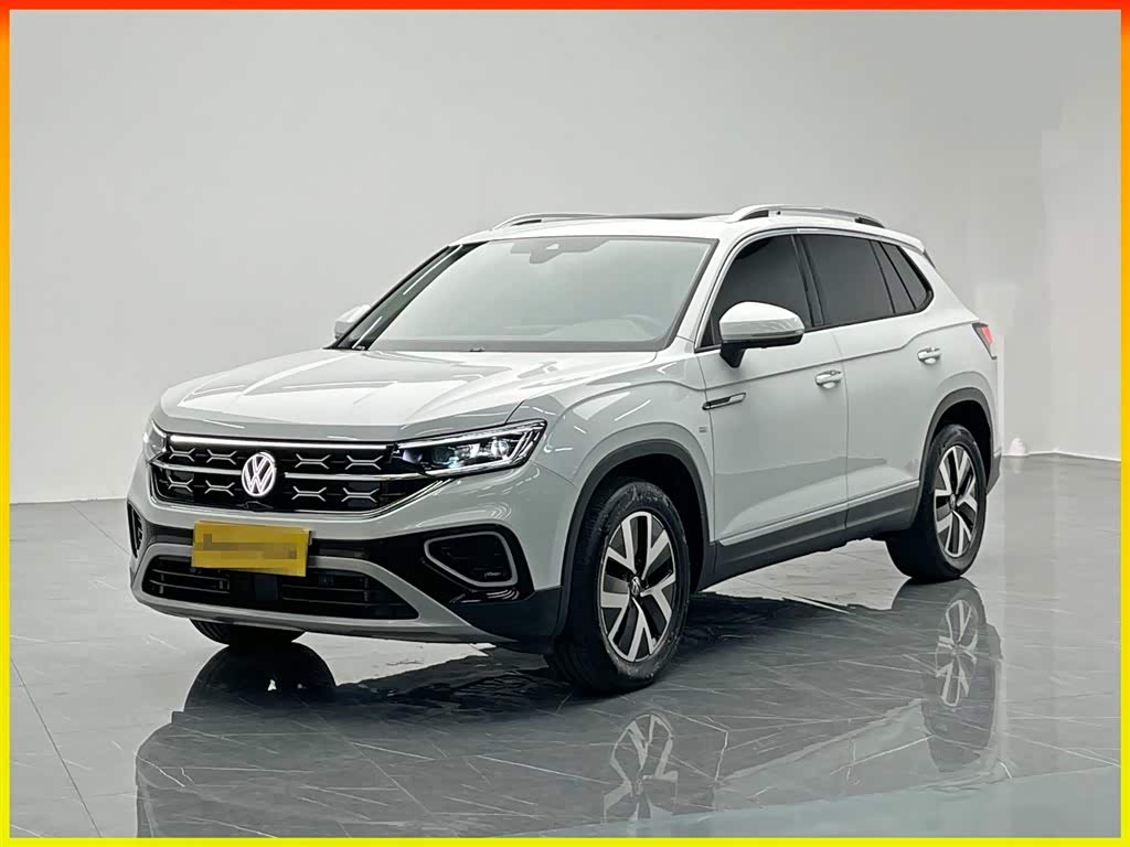 Volkswagen Tayron 2024 immagine di auto 