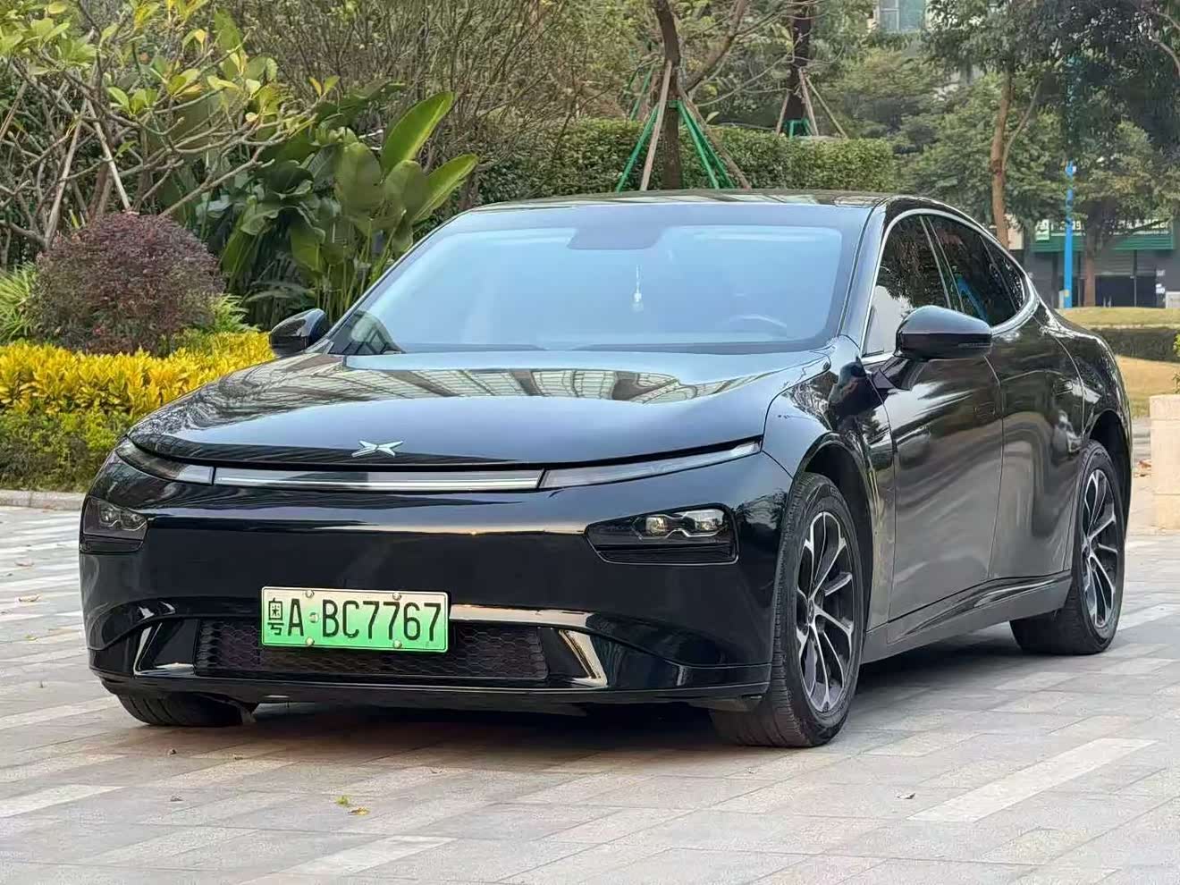 Xpeng P7 2022 immagine di auto 