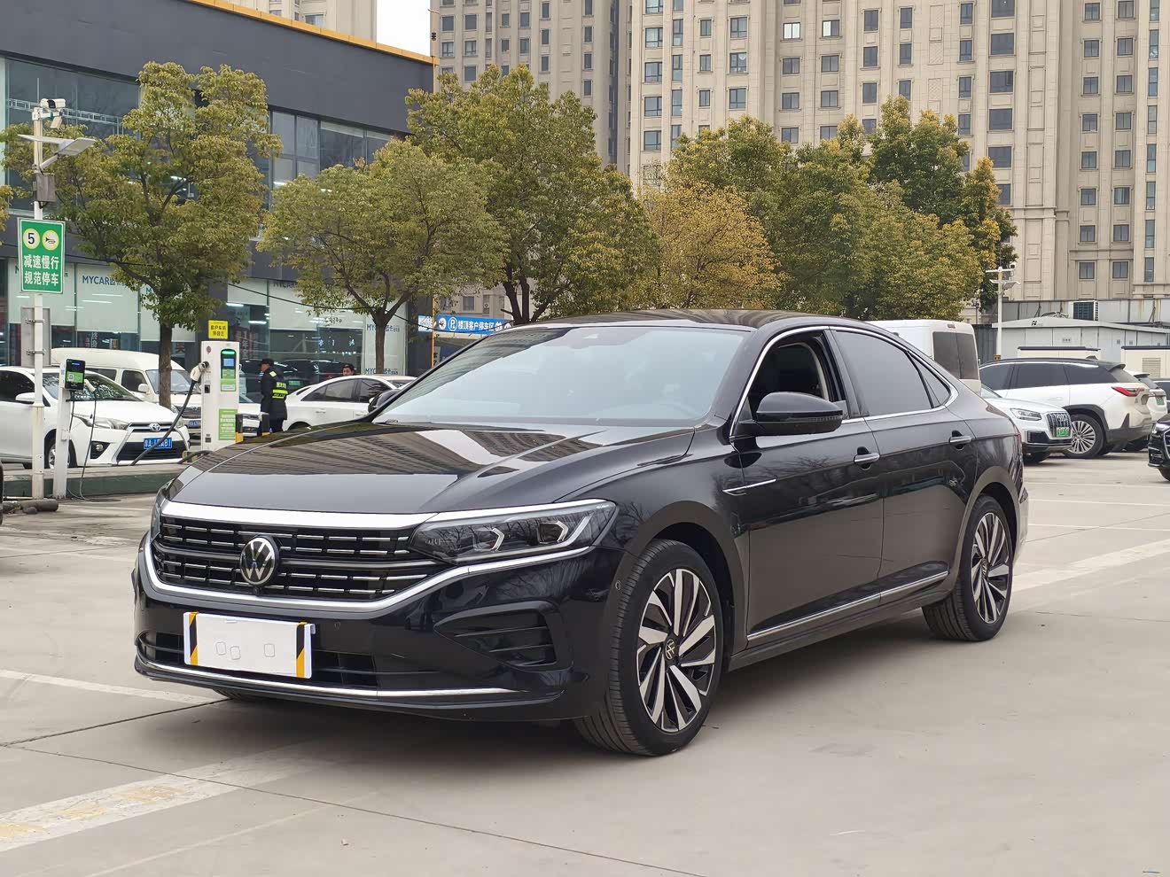 Volkswagen Passat 2024 Volkswagen Passat 2024 car image