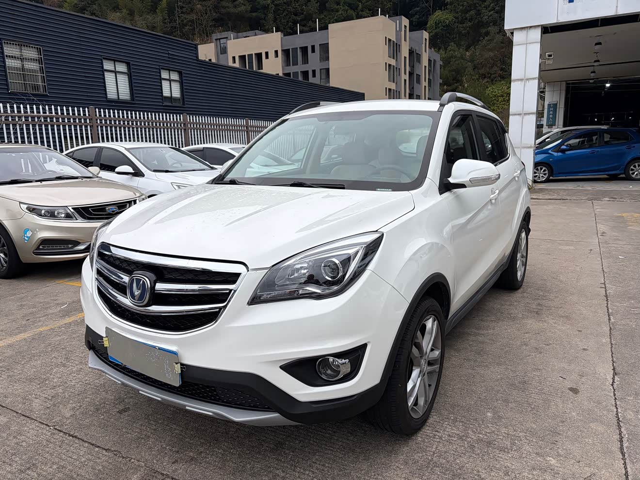 Changan CS35 2018 car image 