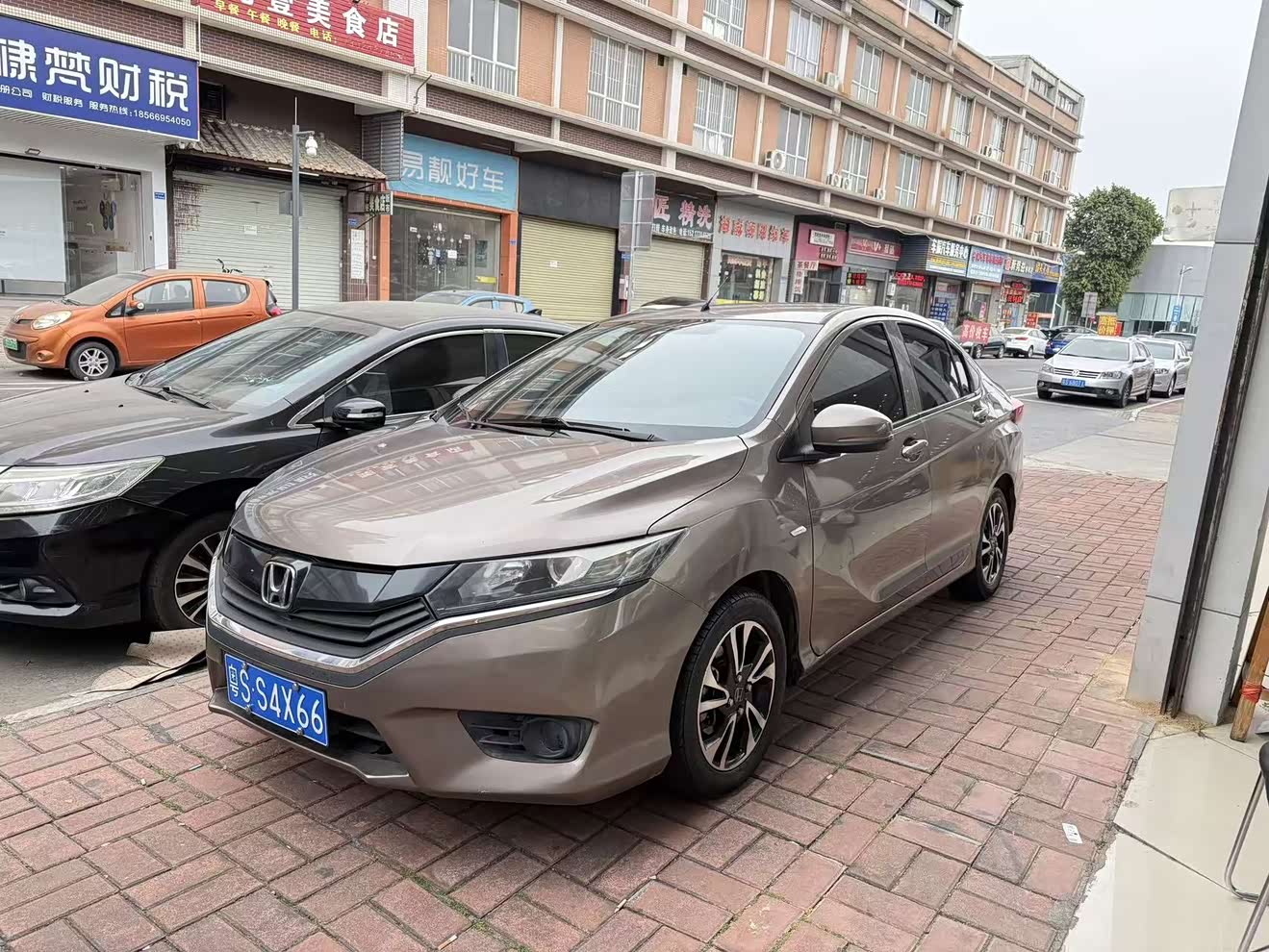 Honda Greiz 2018 car image 