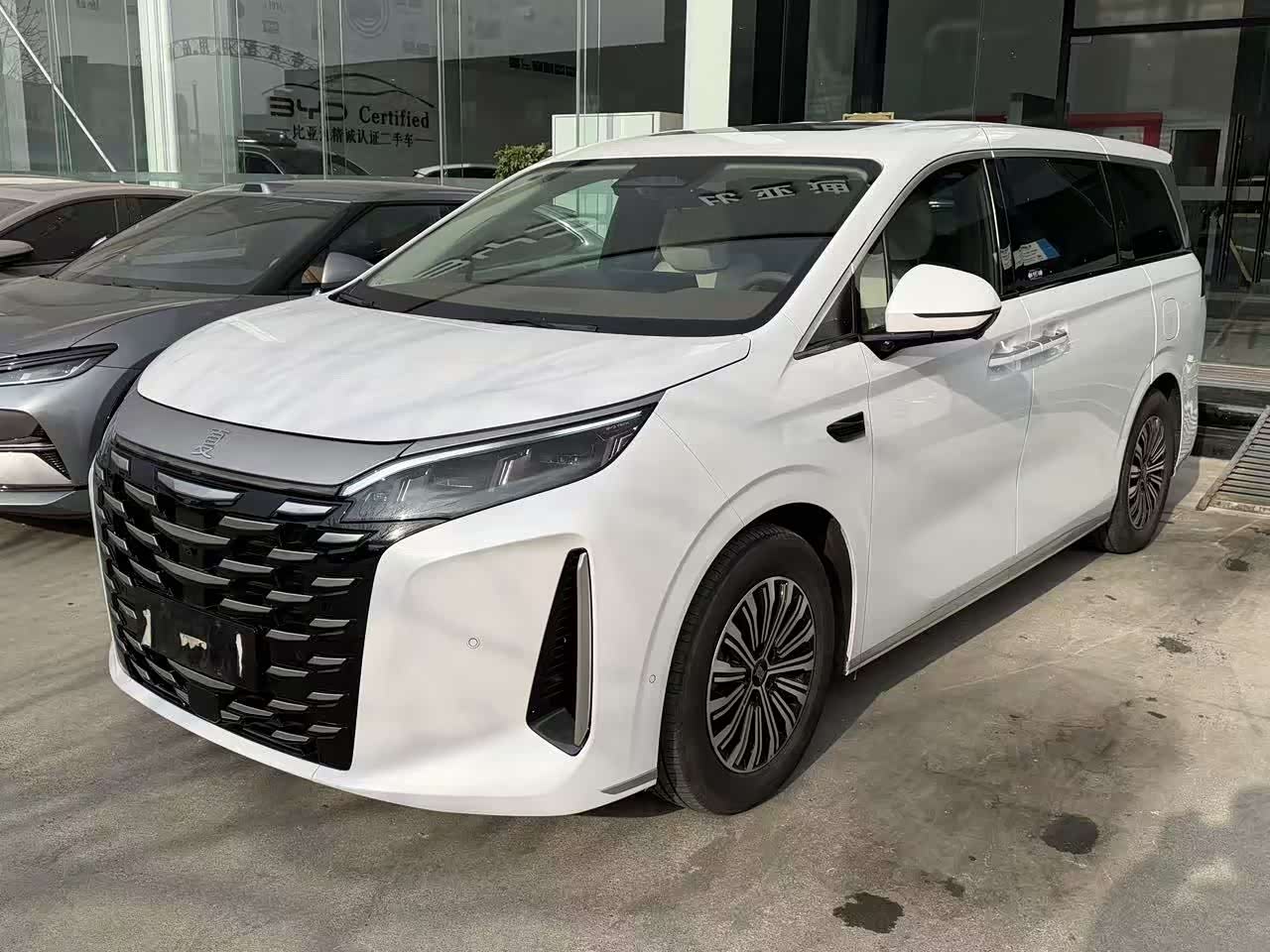 BYD Xia 2024 BYD Xia 2024 car image