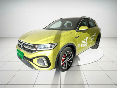 Volkswagen T-Roc 2023 Volkswagen T-Roc 2023 immagine di auto