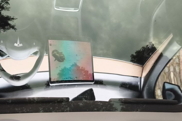 Tesla Model Y 2021 #20 Tesla Model Y 2021 car image #20