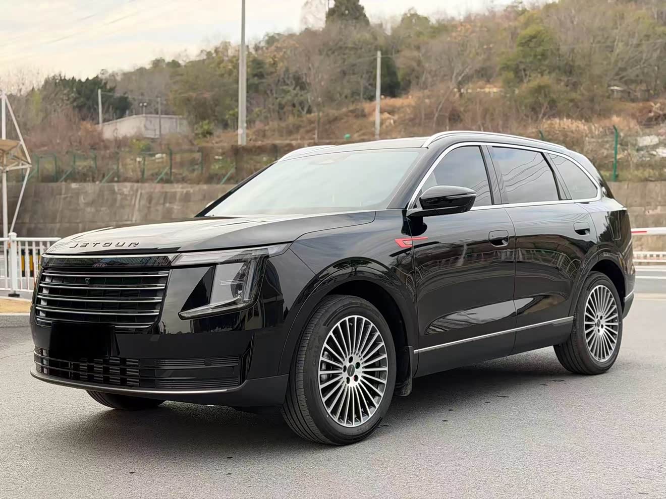 Jetour X70L 2025 car image 