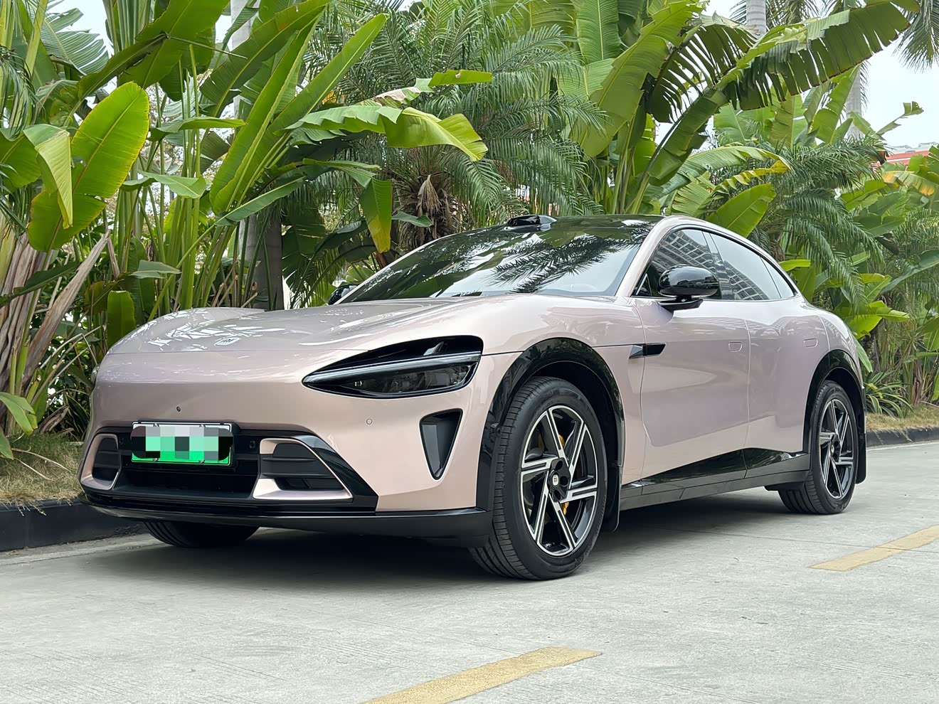 MI YU7 2025 汽车图片 