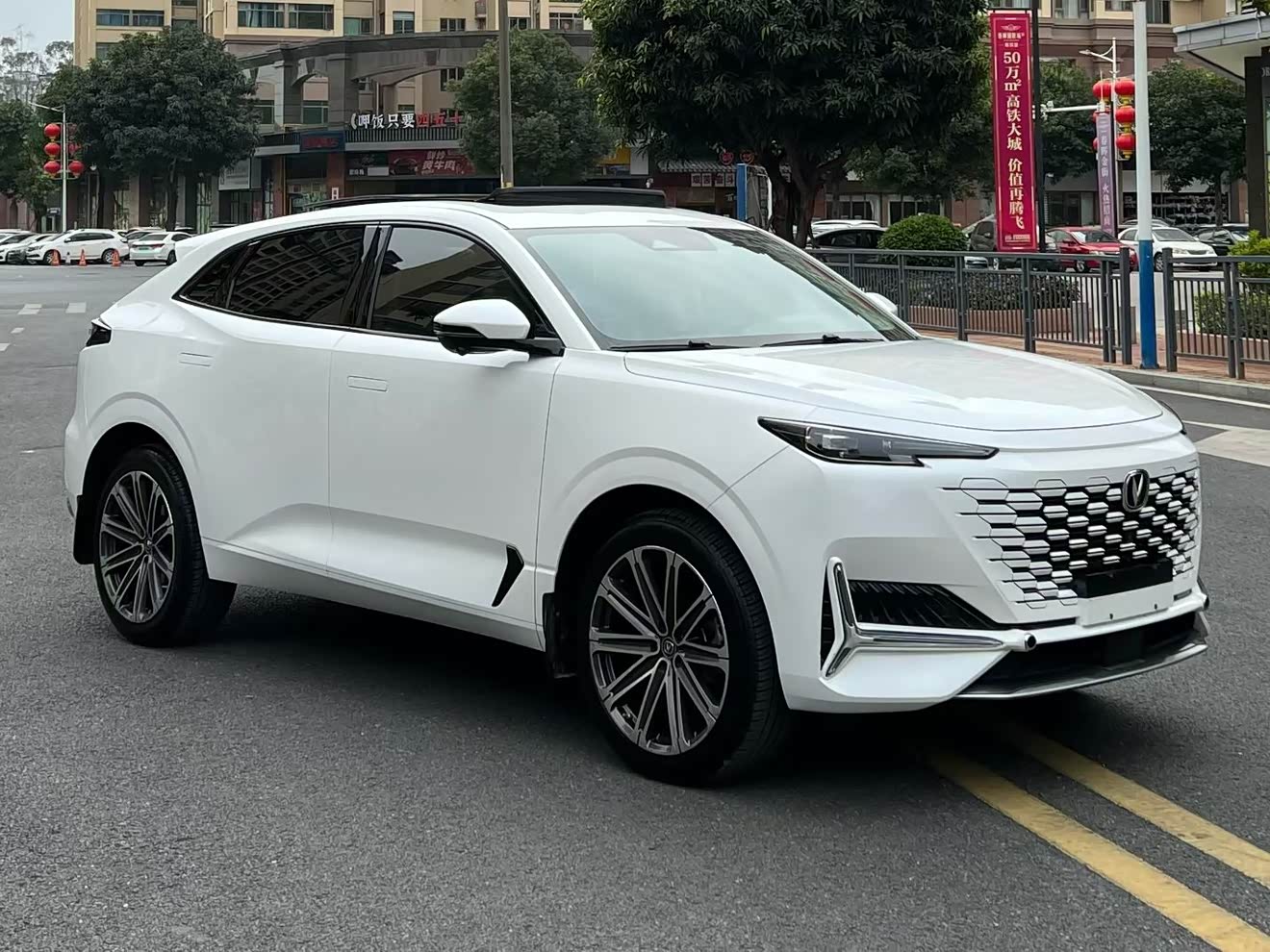 Changan UNI-K 2021 car image 