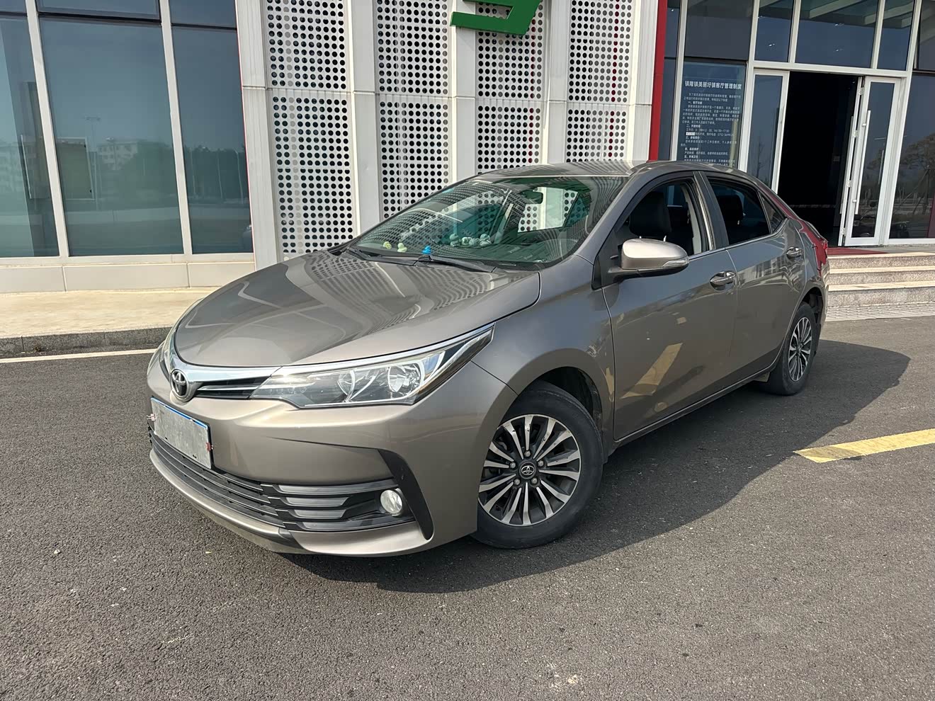 Toyota Corolla 2019 car image 