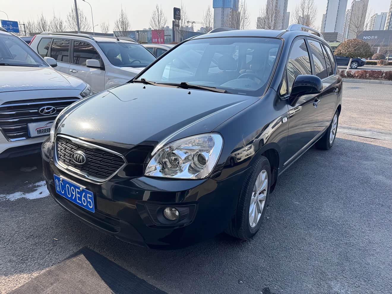 Kia Carens 2010 汽车图片 