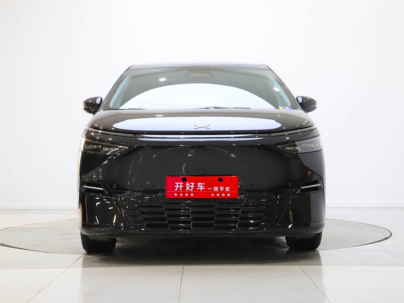 Xpeng X9 2025 immagine di auto 