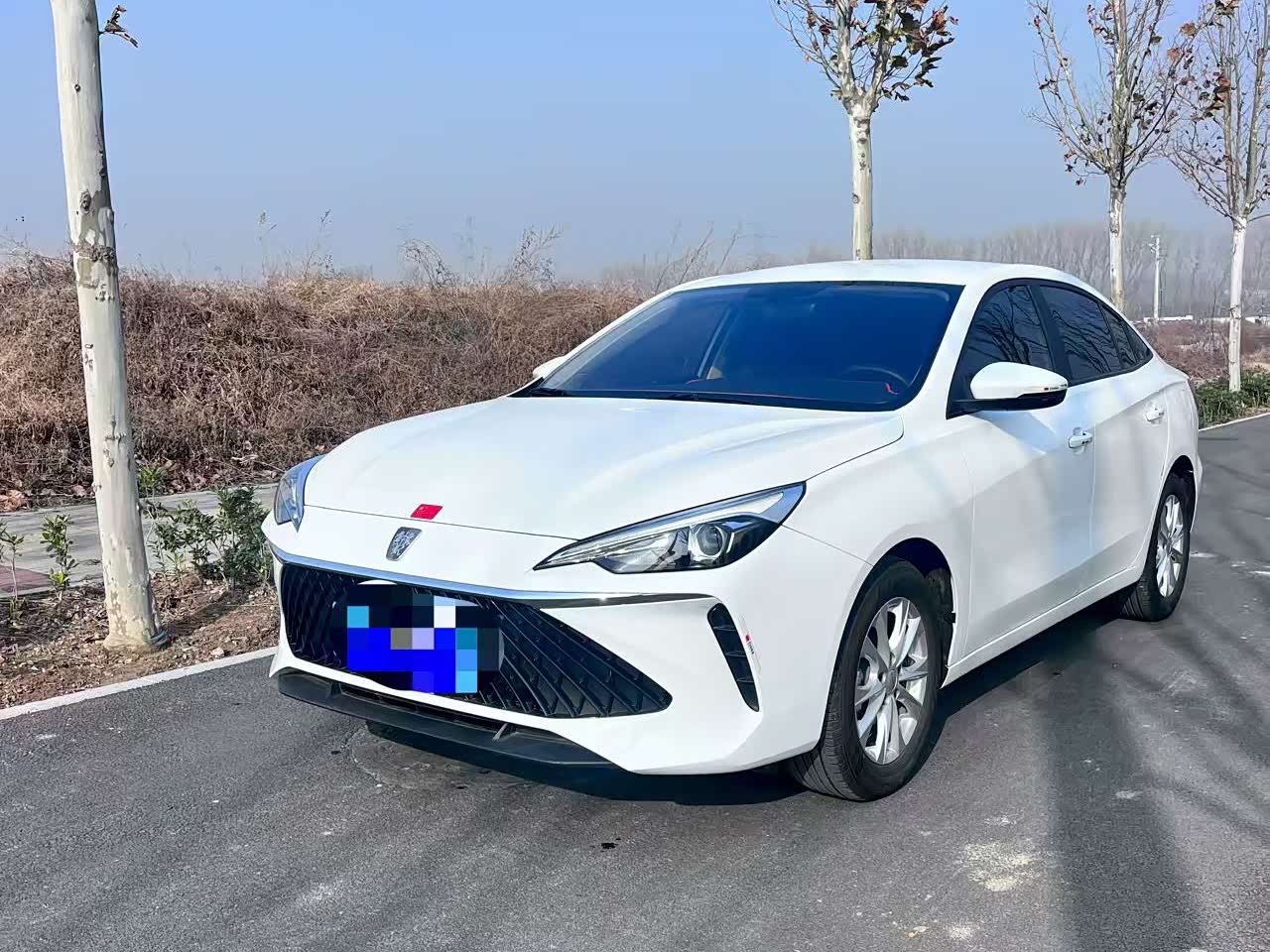 Roewe i5 2024 car image 