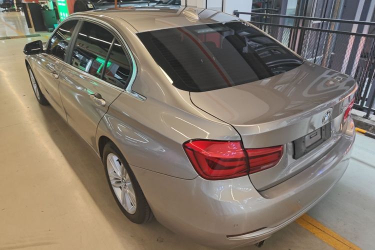 BMW 3 Series 2016 #5 BMW 3 Series 2016 car image #5