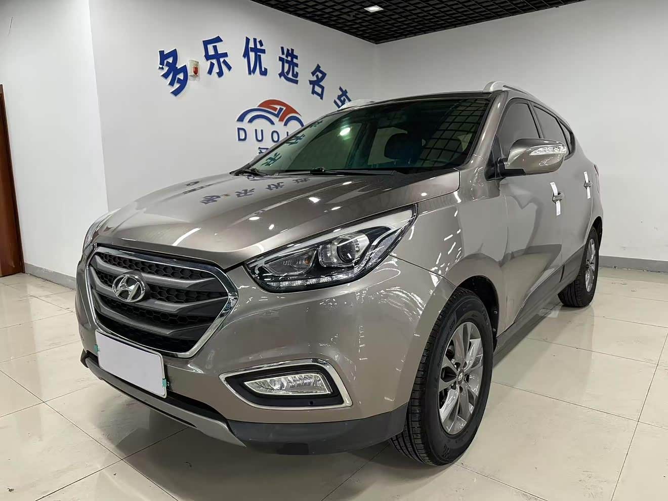 Hyundai ix35 2015 car image 