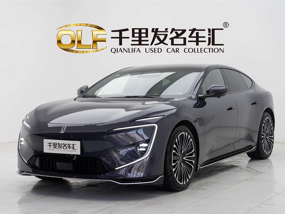 Avatr 12 2023 car image 