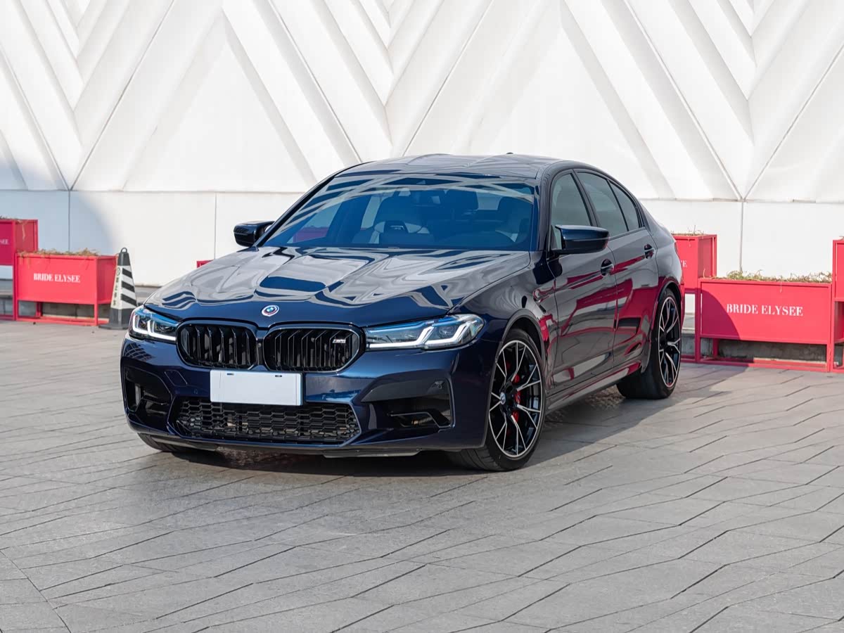 BMW M5 2023 car image 
