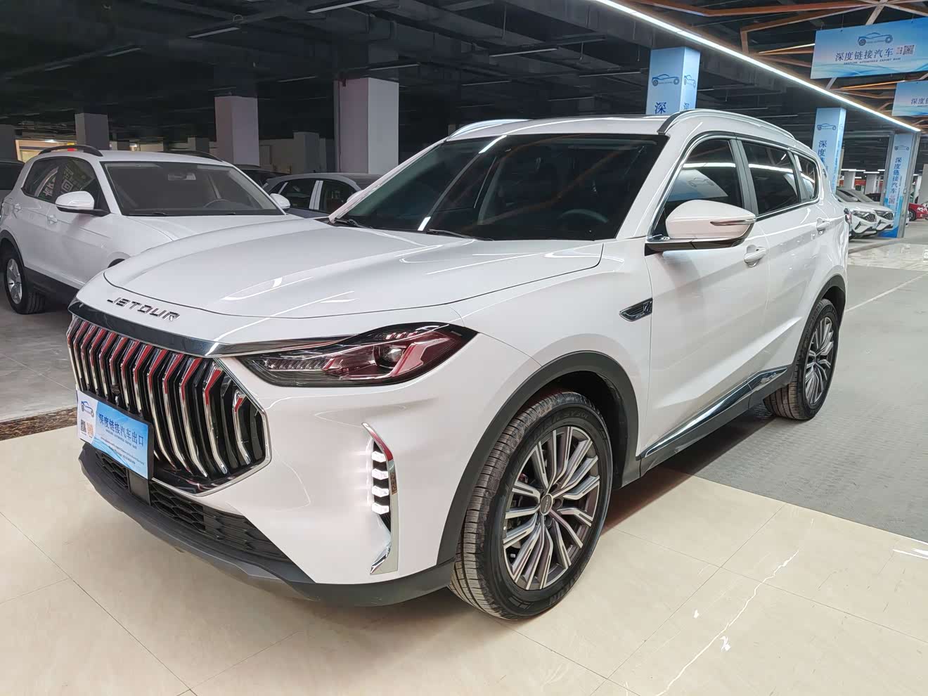 Jetour X70 PLUS 2025 car image 