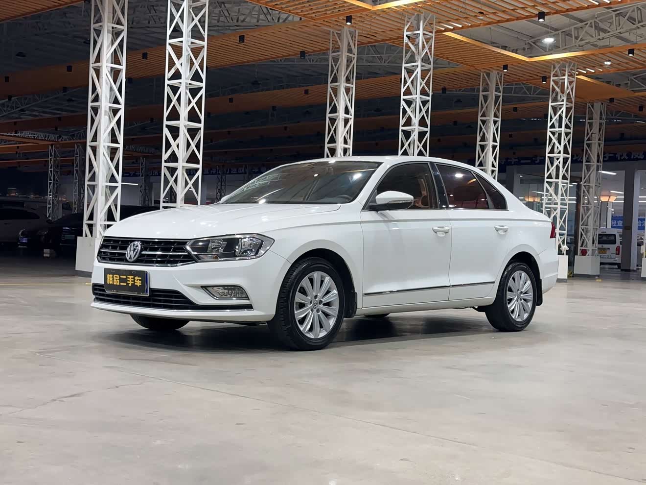 Volkswagen Bora 2017 car image 