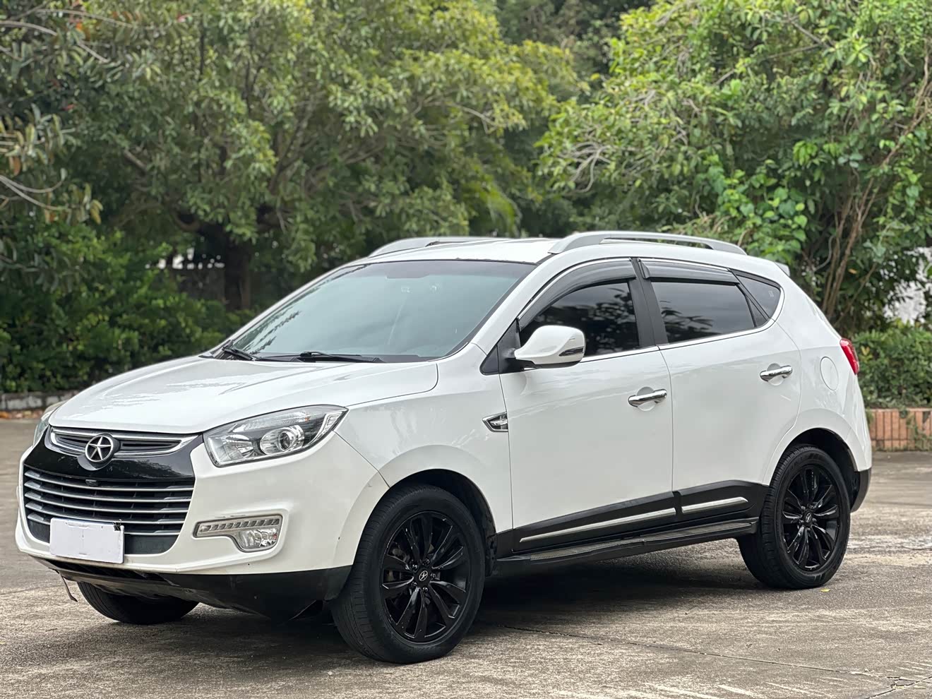 JAC 2017 JAC 2017 car image