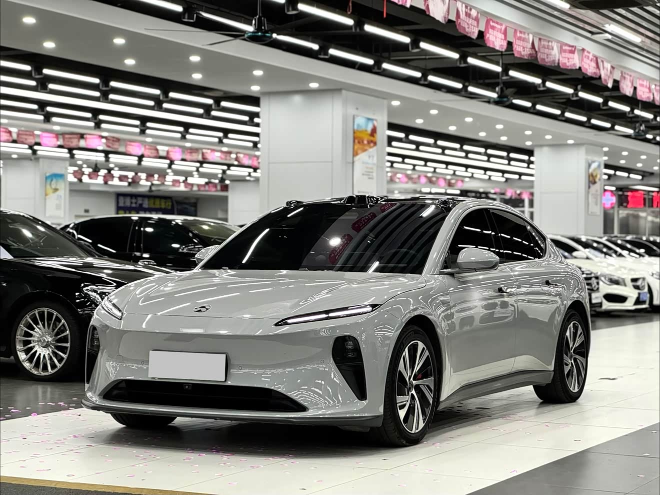 NIO ET5 2022 汽车图片 