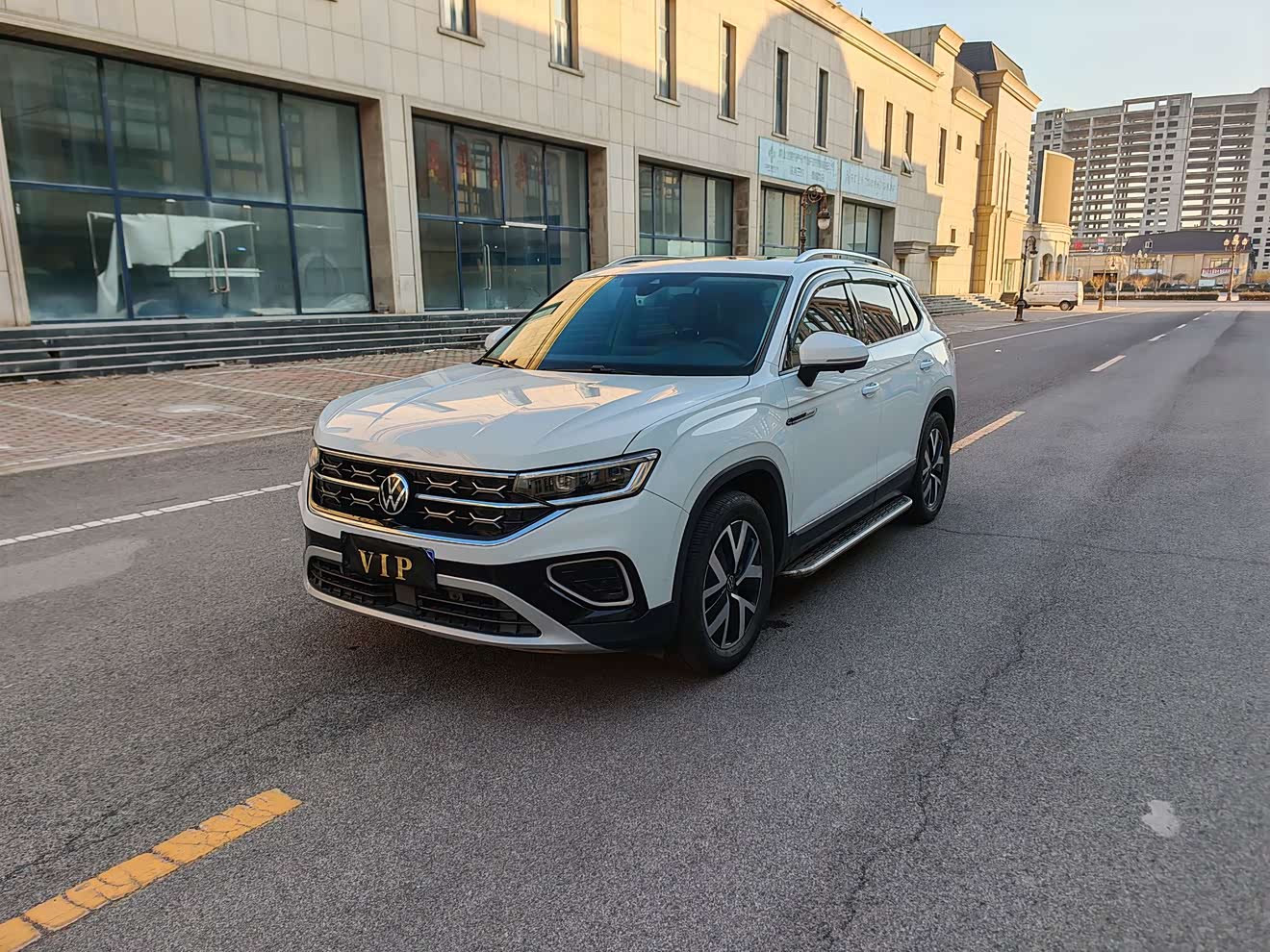 Volkswagen Tayron 2023 immagine di auto 