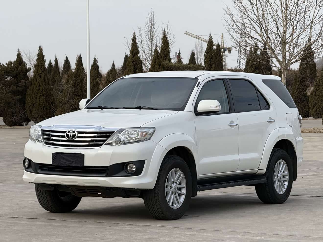 Toyota Fortuner 2016 汽车图片 
