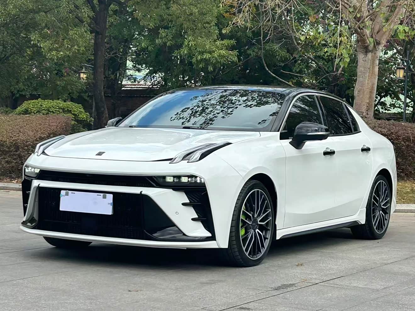 Lynk & Co 03 2022 car image 