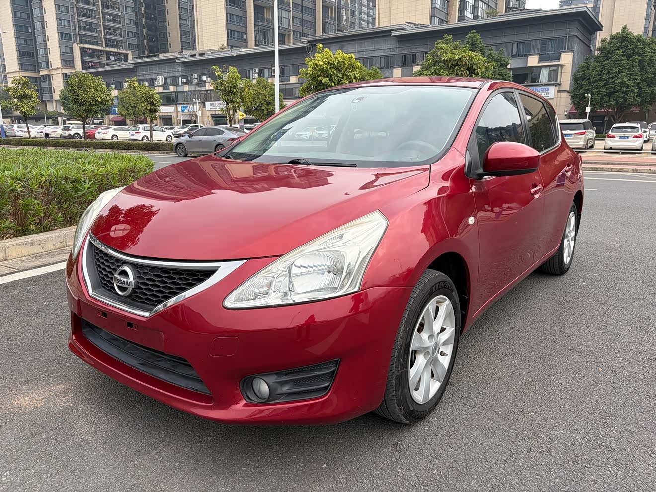 Nissan TIIDA 2014 汽车图片 