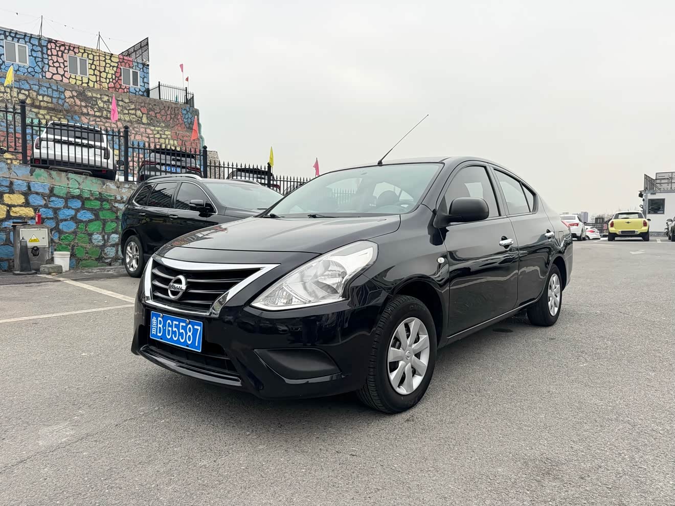 Nissan Sunny 2016 汽车图片 