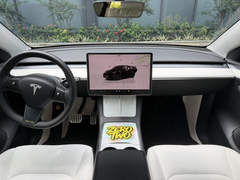 Tesla Model Y 2022 #3 Tesla Model Y 2022 car image #3
