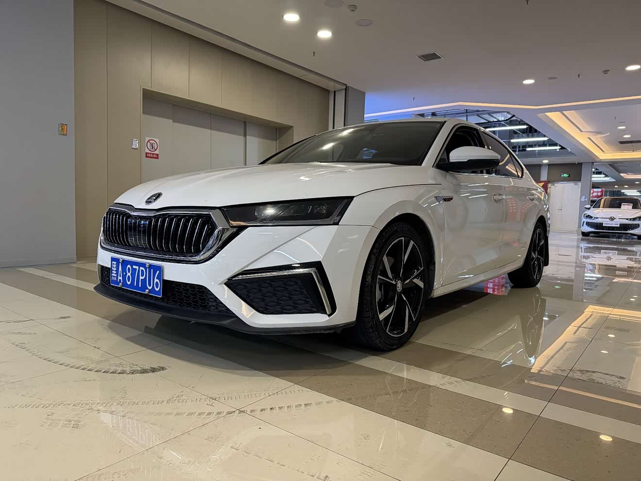 Skoda Octavia 2022 car image 