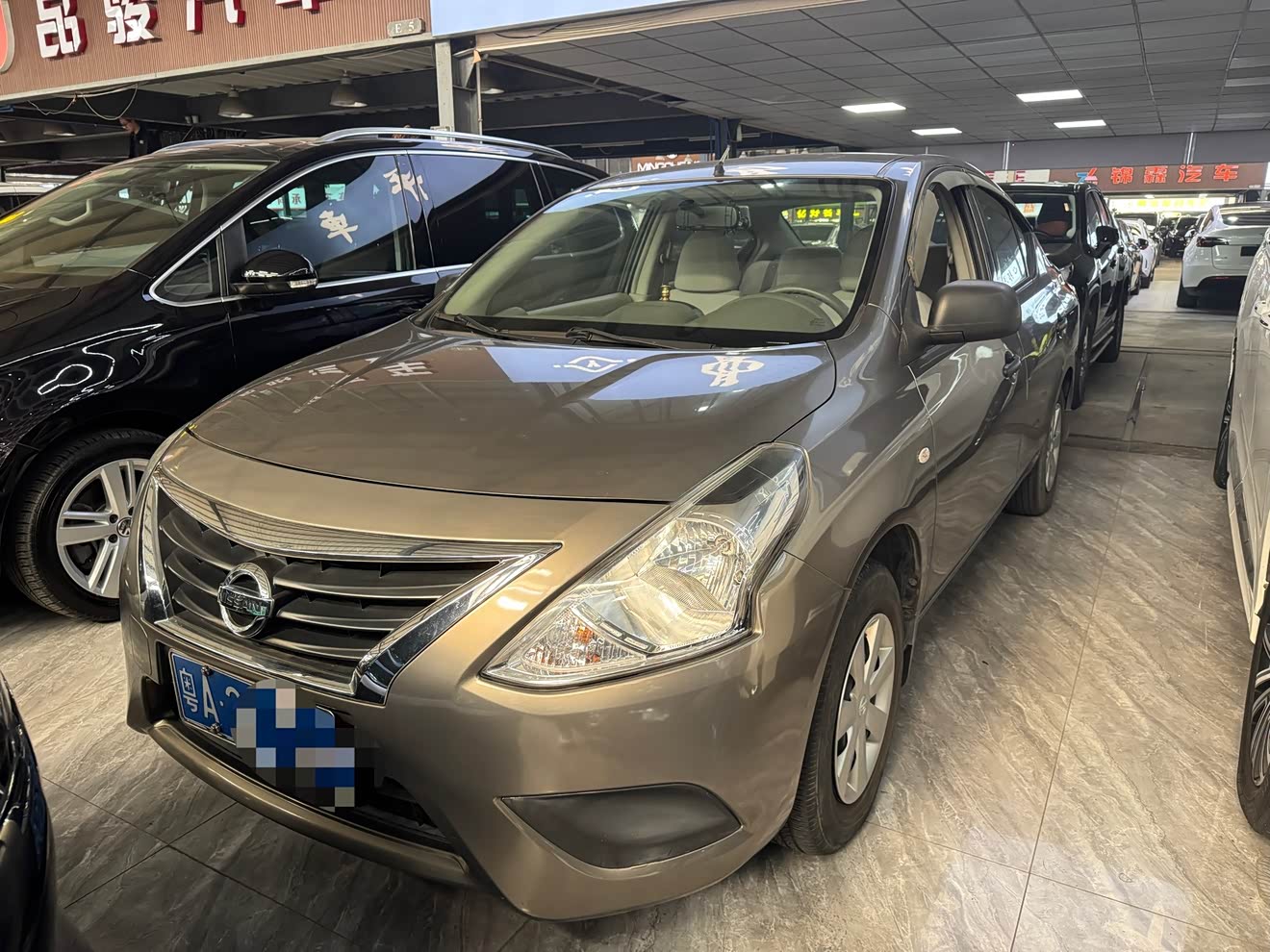 Nissan Sunny 2015 汽车图片 