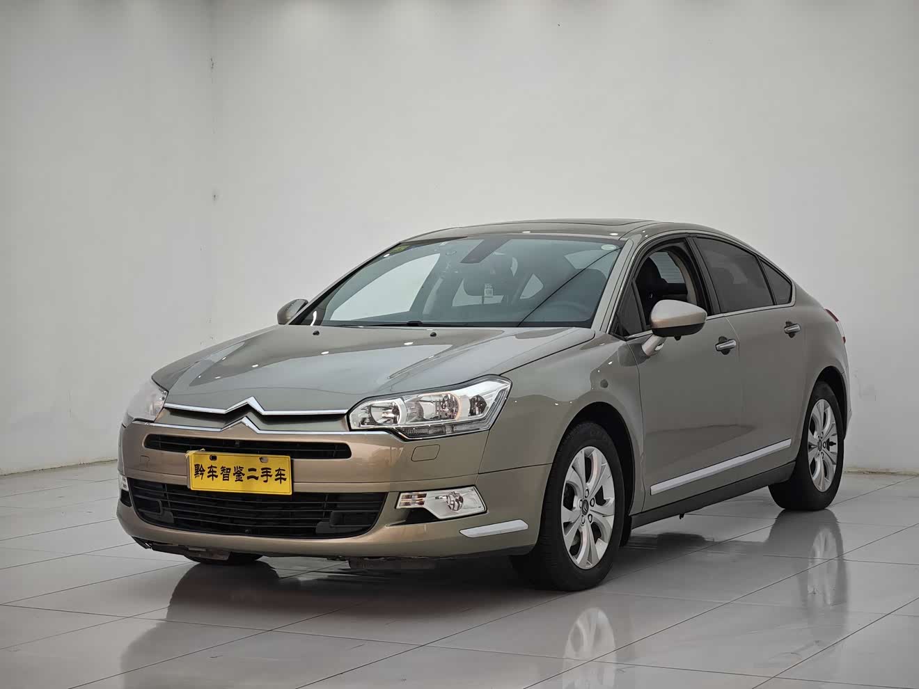 Citroen C5 2011 Citroen C5 2011 car image