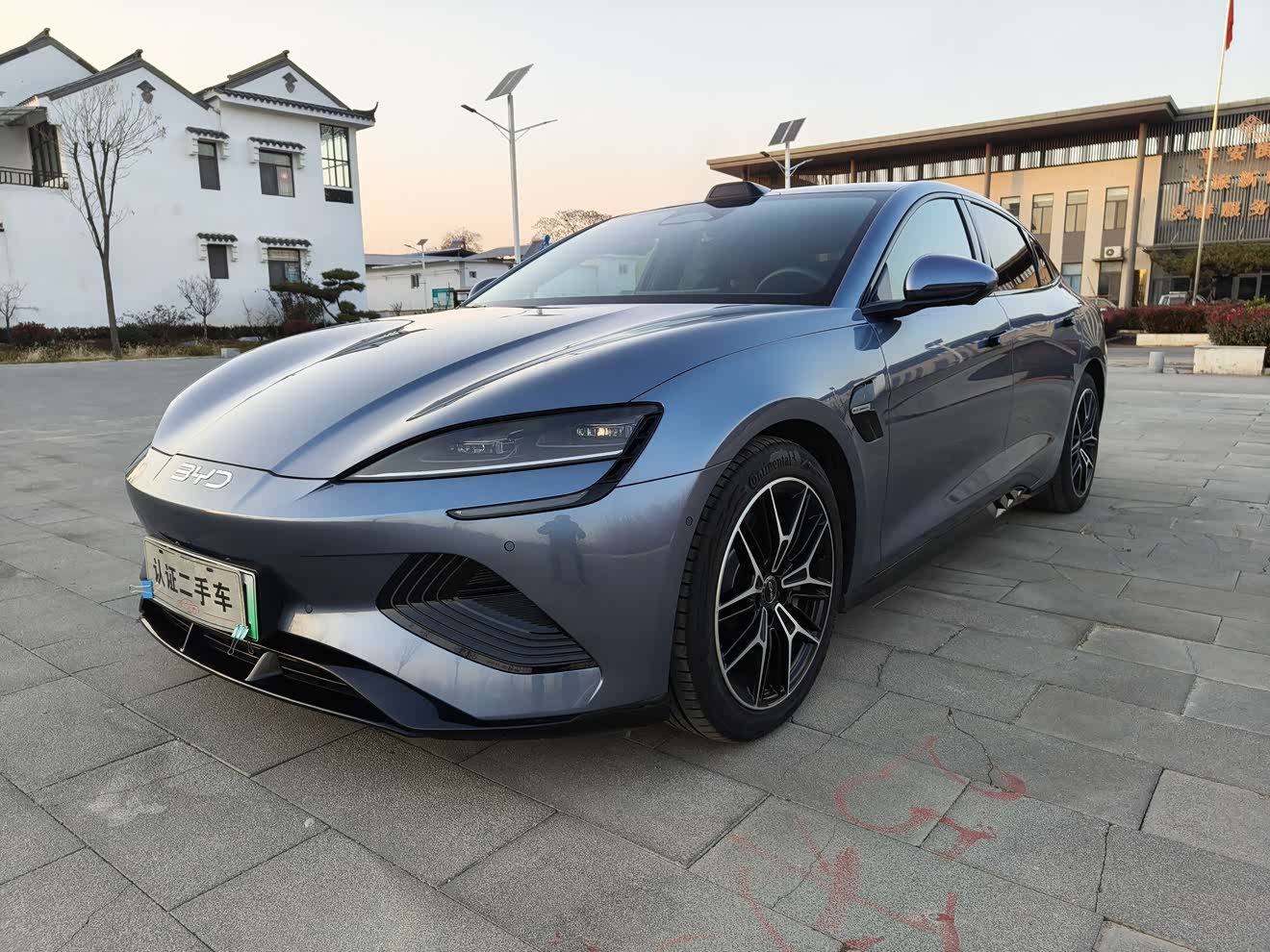 BYD Seal 2025 car image 