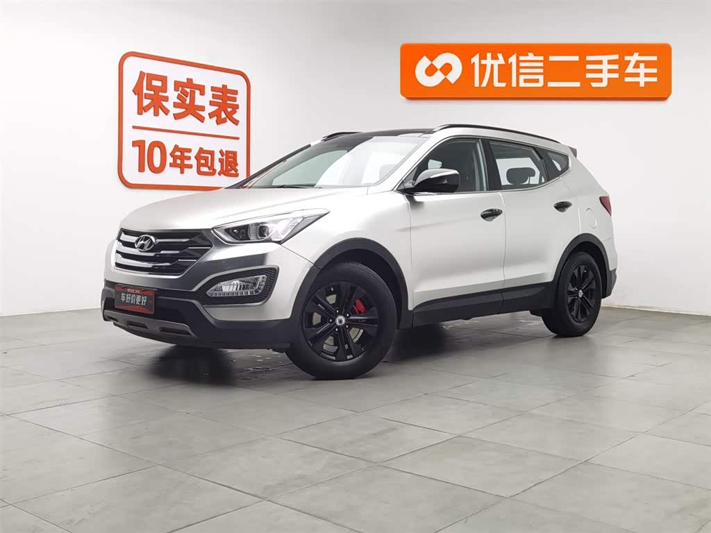 Hyundai Santa Fe 2015 car image 