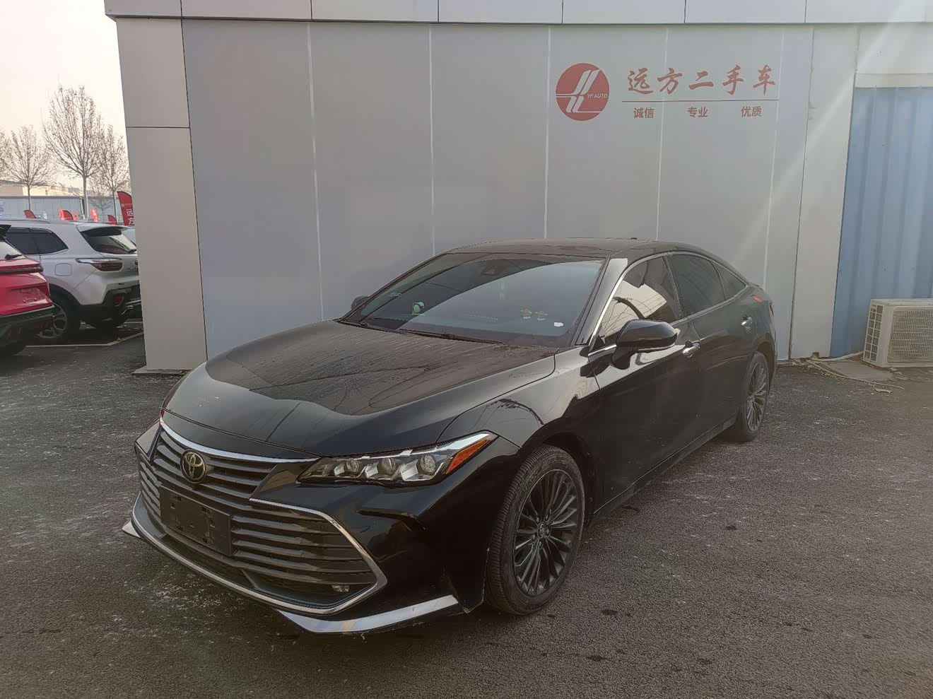 Toyota Avalon 2021 car image 