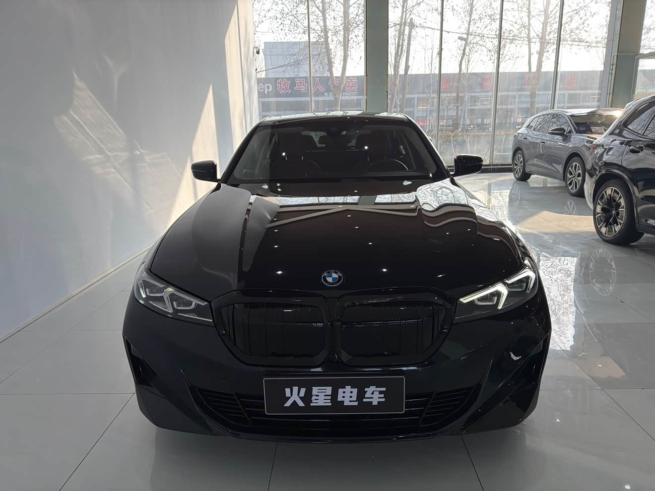 BMW i3 2023 car image 