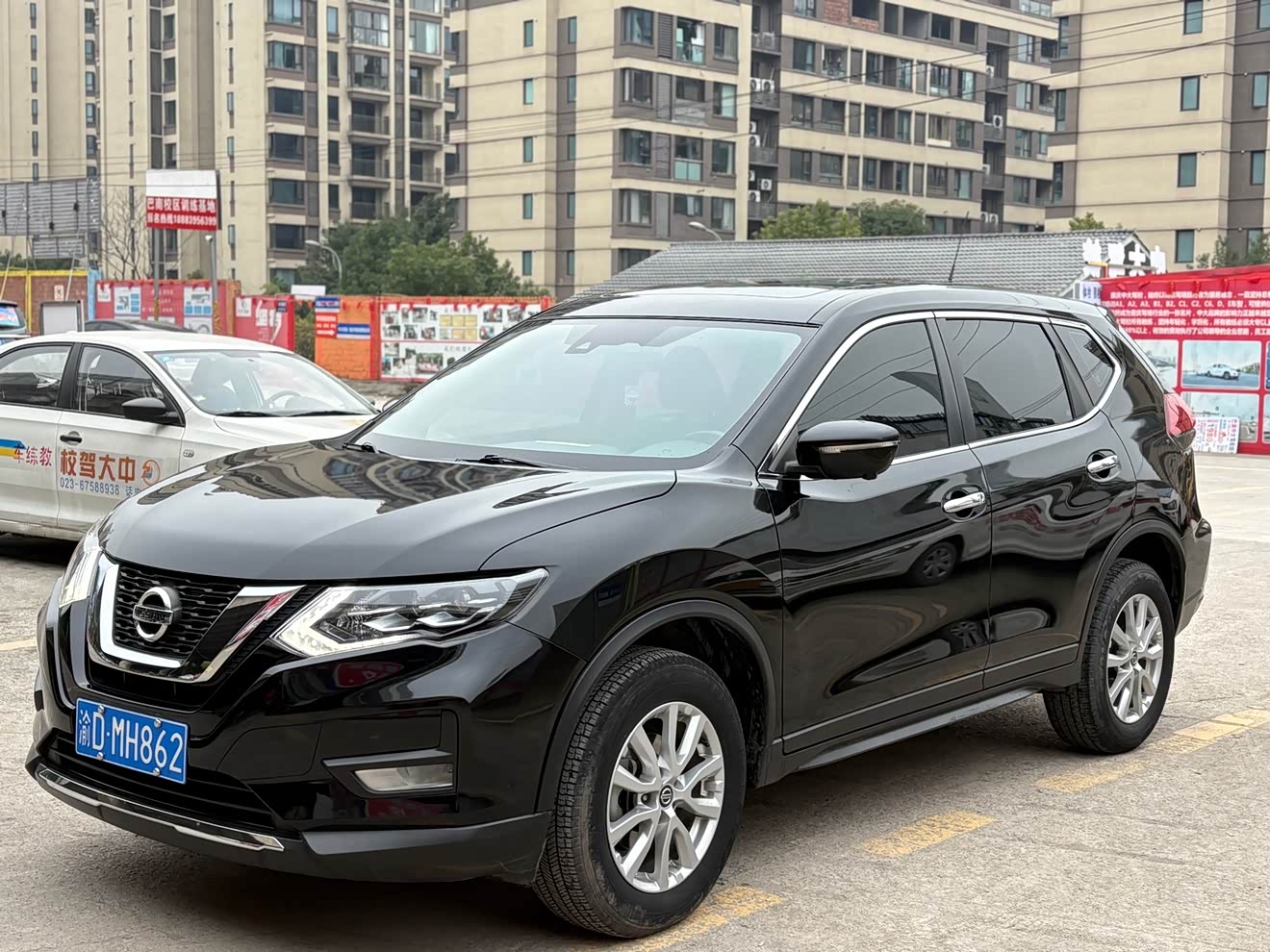 Nissan X-Trail 2020 汽车图片 