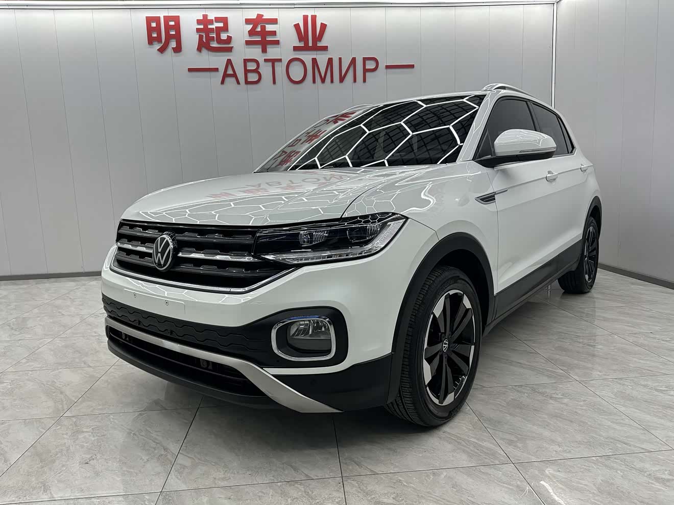Volkswagen Tacqua 2023 car image 