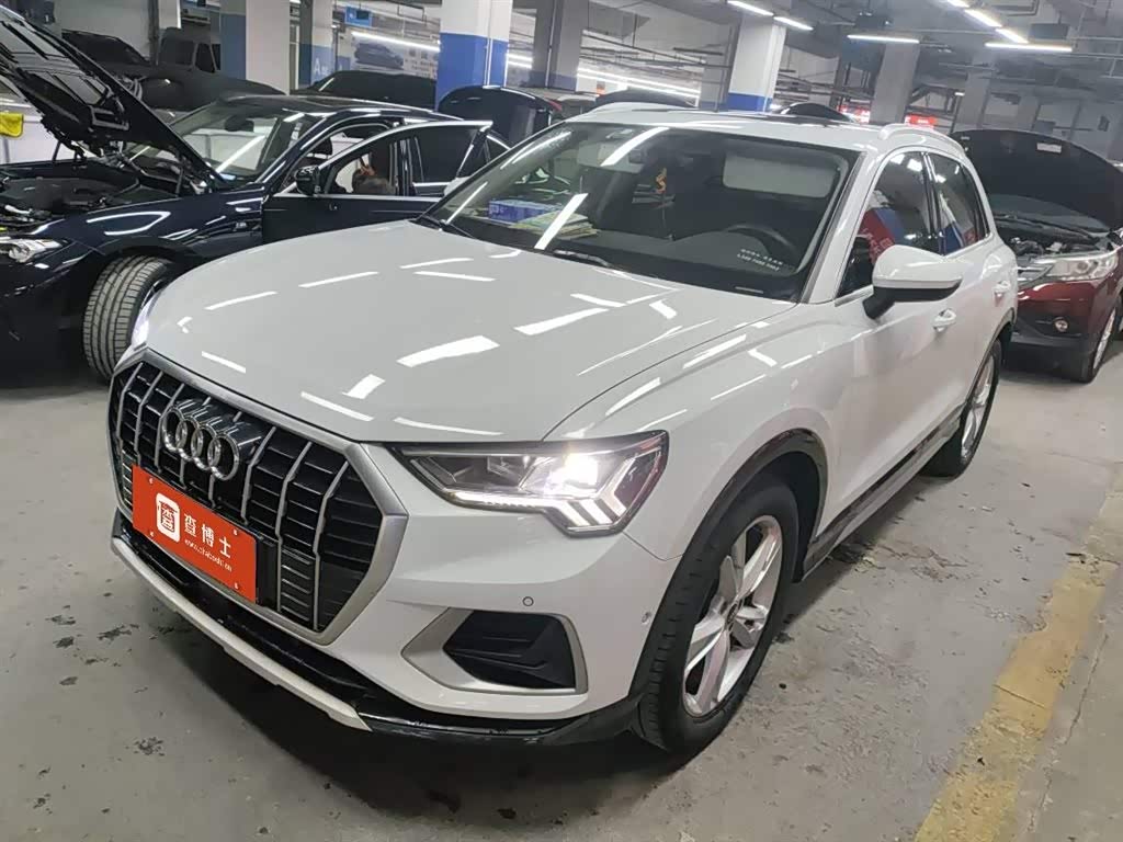 Audi Q3 2021 car image 