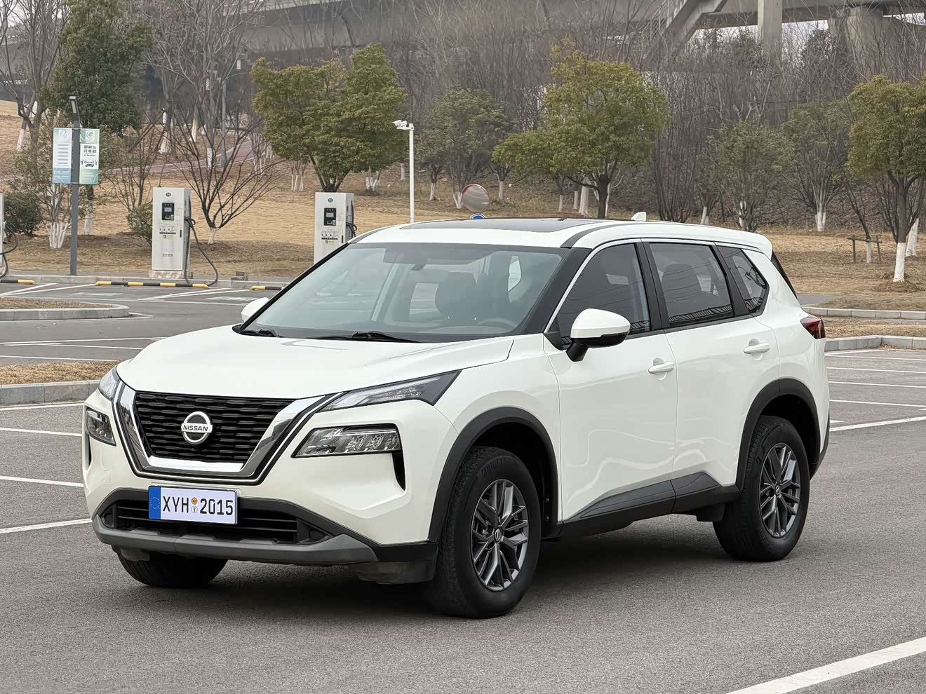 Nissan X-Trail 2021 汽车图片 
