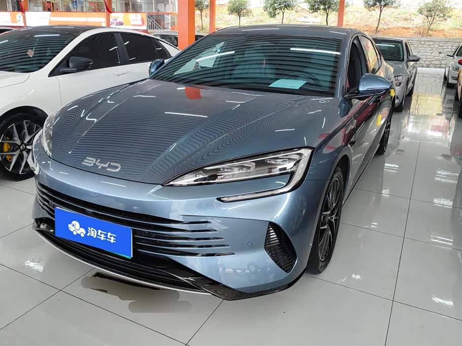 BYD Seal 07 DM-i 2025 car image 