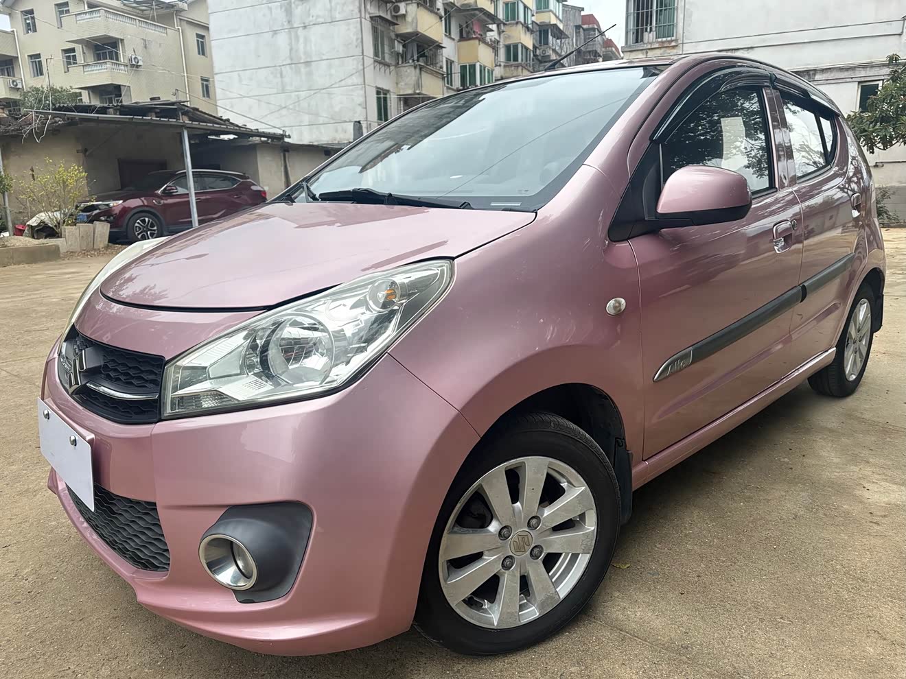 Suzuki Alto 2013 image de voiture 