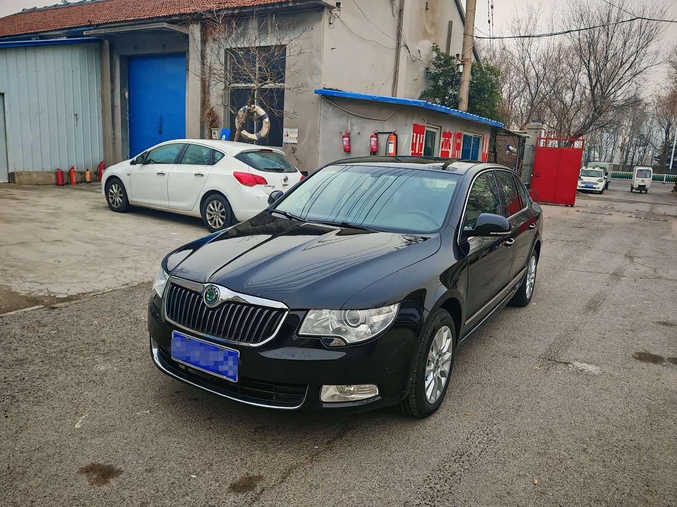 Skoda Superb 2012 Skoda Superb 2012 immagine di auto