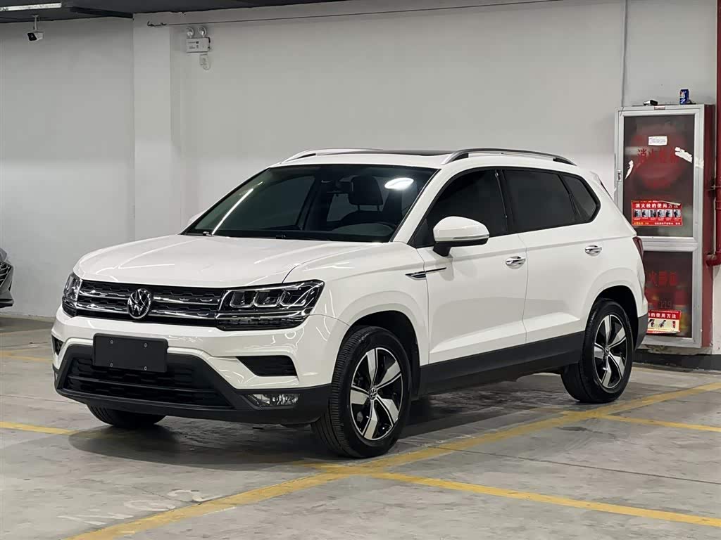 Volkswagen Tharu 2021 immagine di auto 