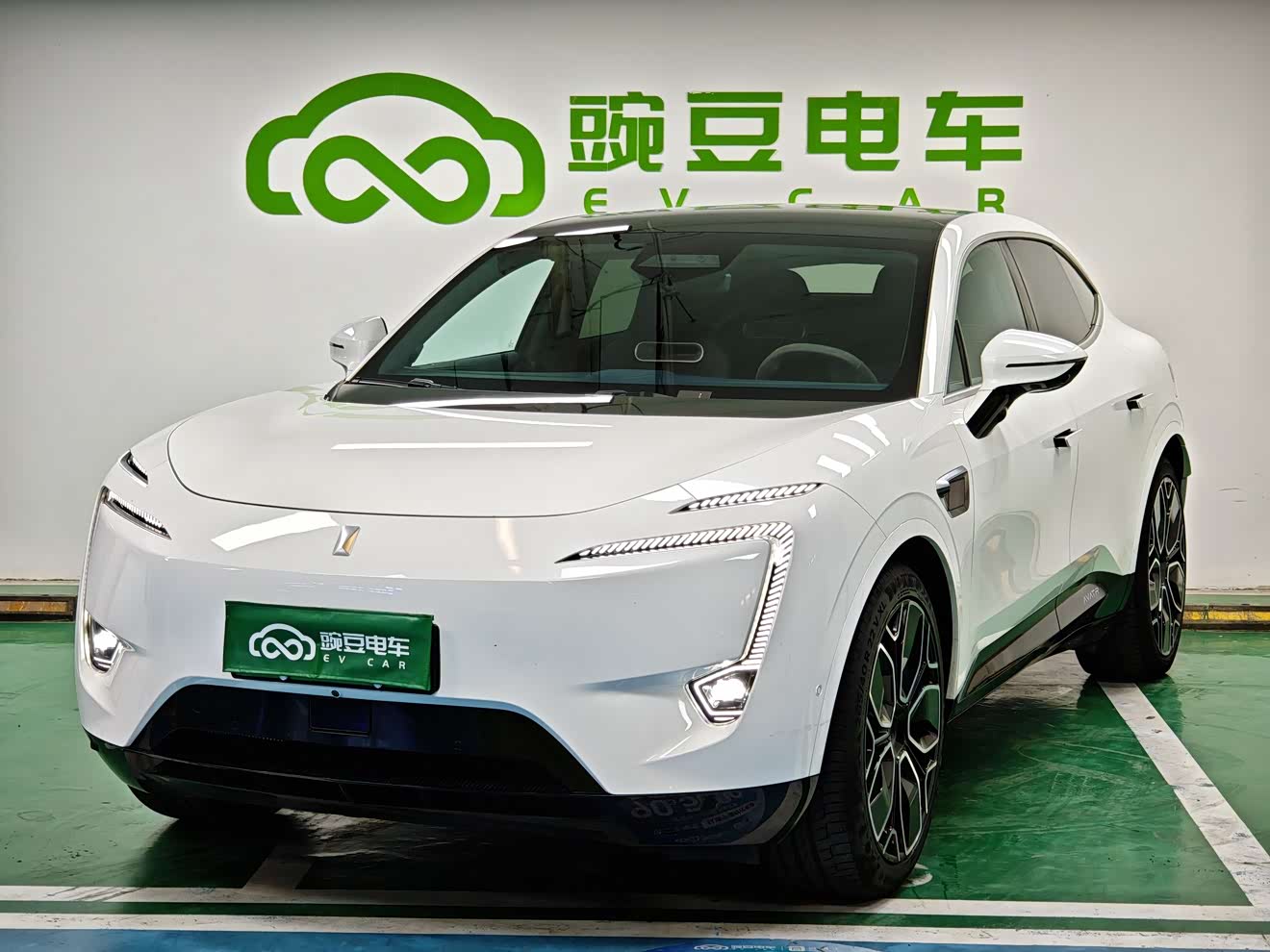 阿维塔 阿维塔11 2023 汽车图片 