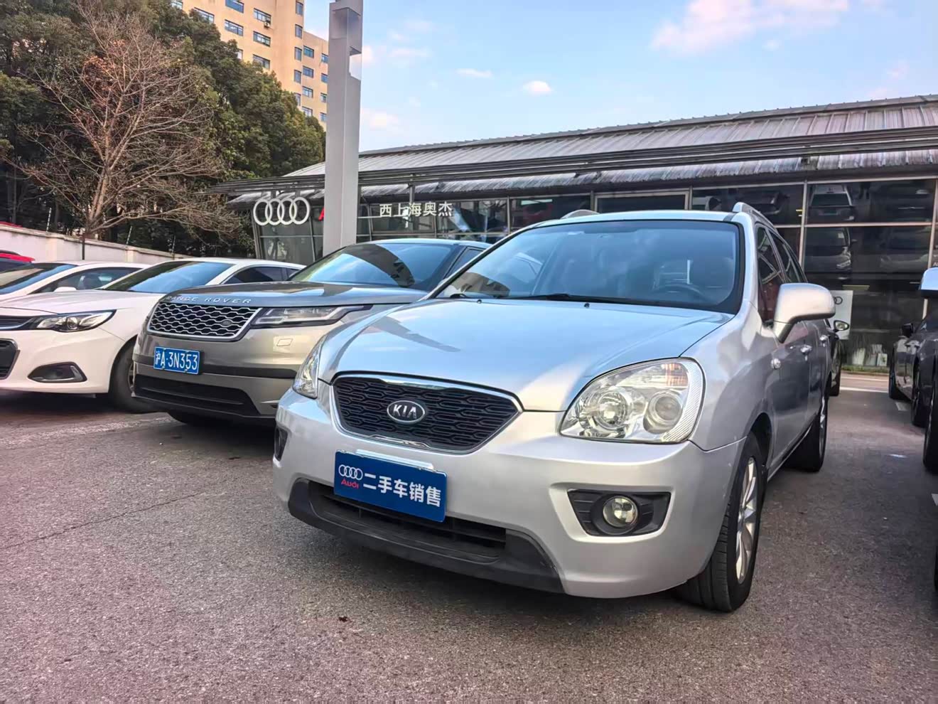 Kia Carens 2011 汽车图片 
