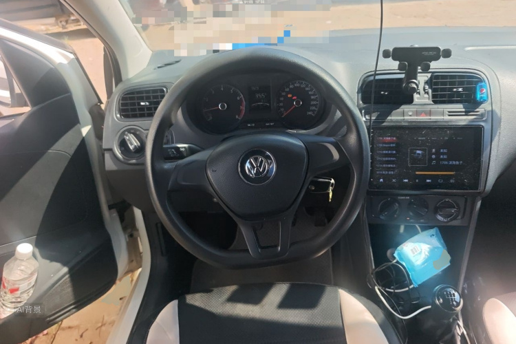 Volkswagen Polo 2017 #12 Volkswagen Polo 2017 car image #12