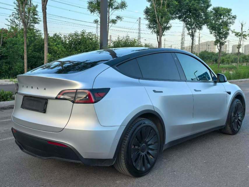 Tesla Model Y 2023 #4 Tesla Model Y 2023 immagine di auto #4