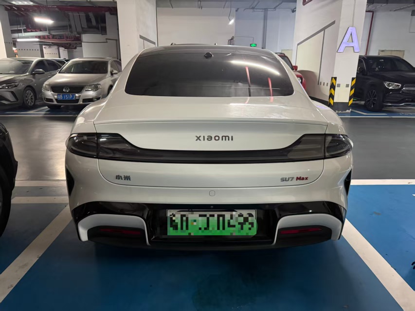 MI SU7 2024 car image #5